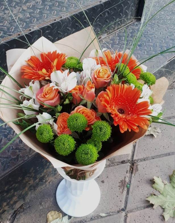 Букет цветов из: Герберы, Хризантемы, Альстромерии и Розы в Тяжинском