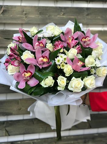 Букет цветов из: Розы и Хризантемы в Тяжинском