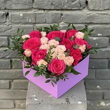 Цветочная композиция из Розы в коробке в Тяжинском