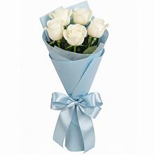 Букет 5 Белых роз Проуд в Тяжинском
