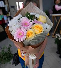 Букет цветов из:  Герберы, Розы и Хризантемы в Тяжинском
