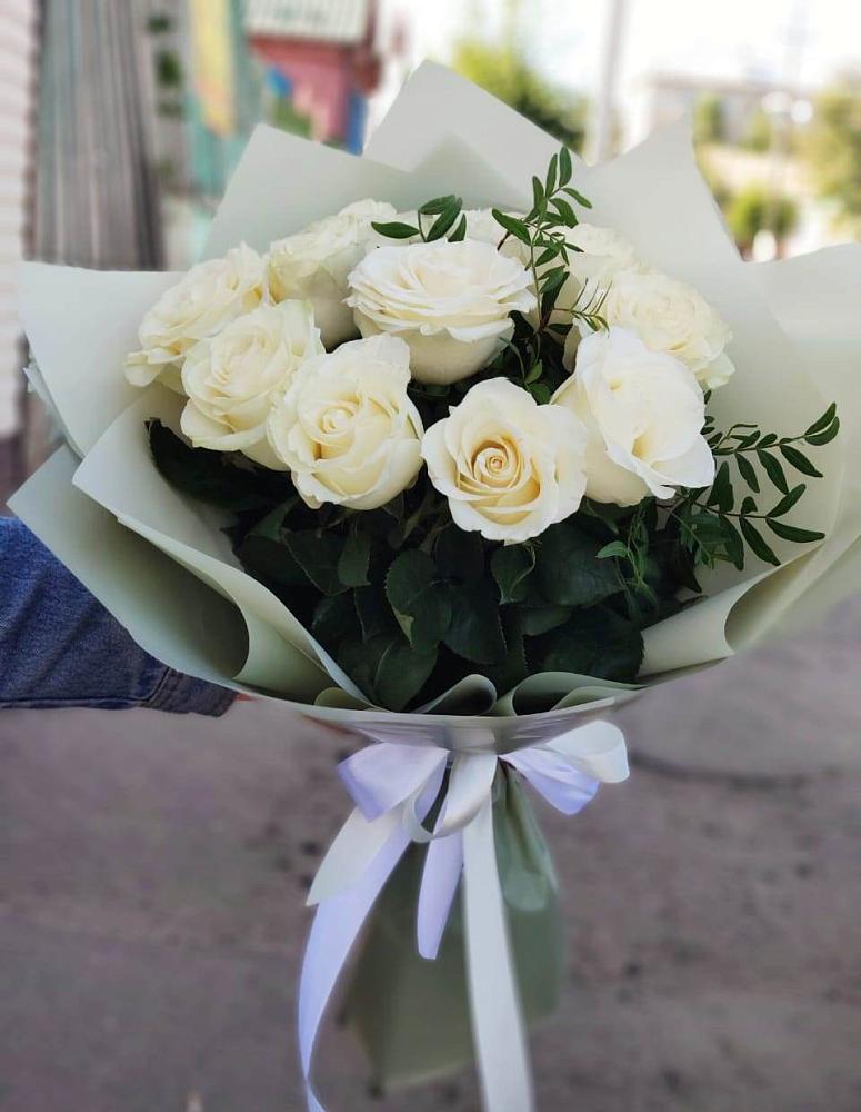 Букет Белые розы Проуд в Тяжинском
