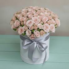 Цветочная композиция из Розы в шляпной коробке в Тяжинском