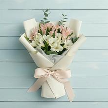 Букет цветов из:  Альстромерии в Тяжинском