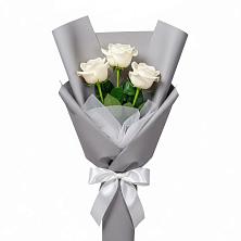 Букет 3 белые розы в Тяжинском