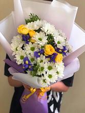 Букет цветов из:  Ирисы, Хризантемы и Розы #REPLACE_PRED# Тяжинском