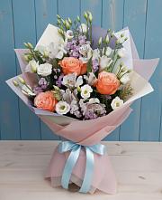 Букет цветов из:  Лизиантусы, Розы, Альстромерии и Гипсофила в Тяжинском