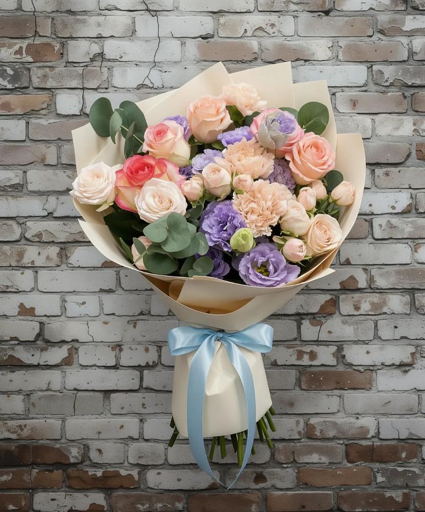 Букет цветов из: Розы, Лизиантусы и Гвоздики в Тяжинском