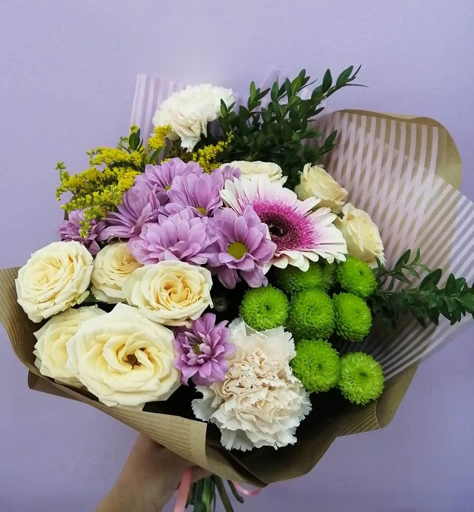 Букет цветов из: Хризантемы, Розы, Гвоздики и Герберы в Тяжинском