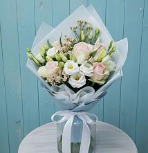 Букет цветов из:  Розы и Лизиантусы в Тяжинском